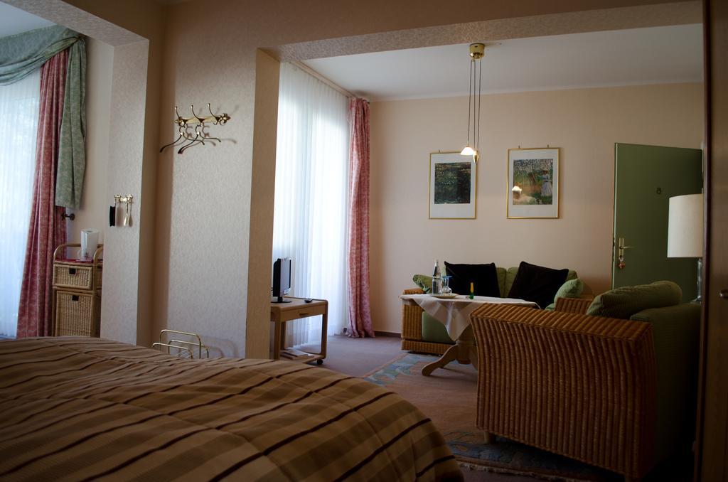 Haus Helvetia Bed & Breakfast Bad Orb Oda fotoğraf